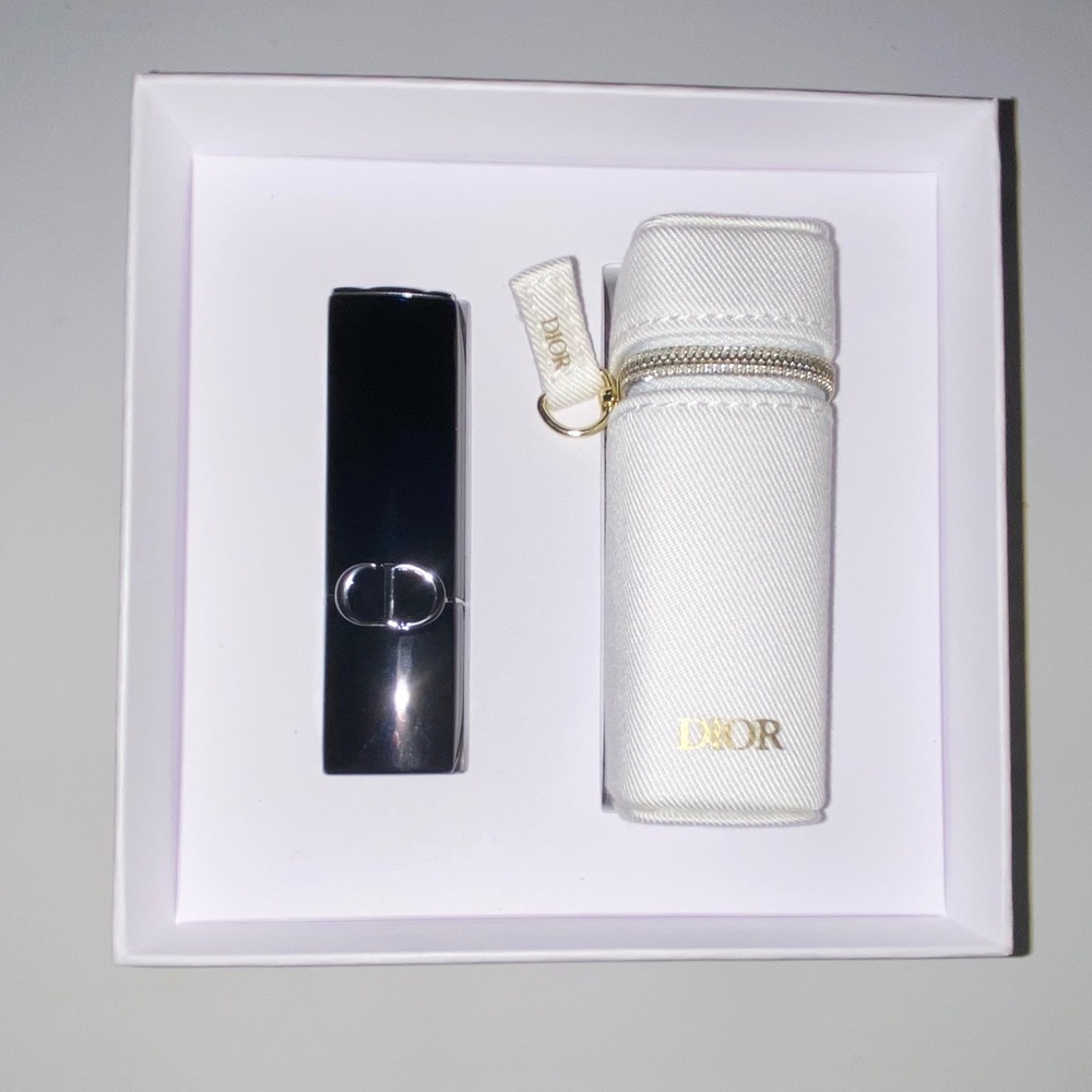 Dior Lipstick with White Case NWT Rouge Dior Lipstick 720 Icone Satin - Picture 2 of 3